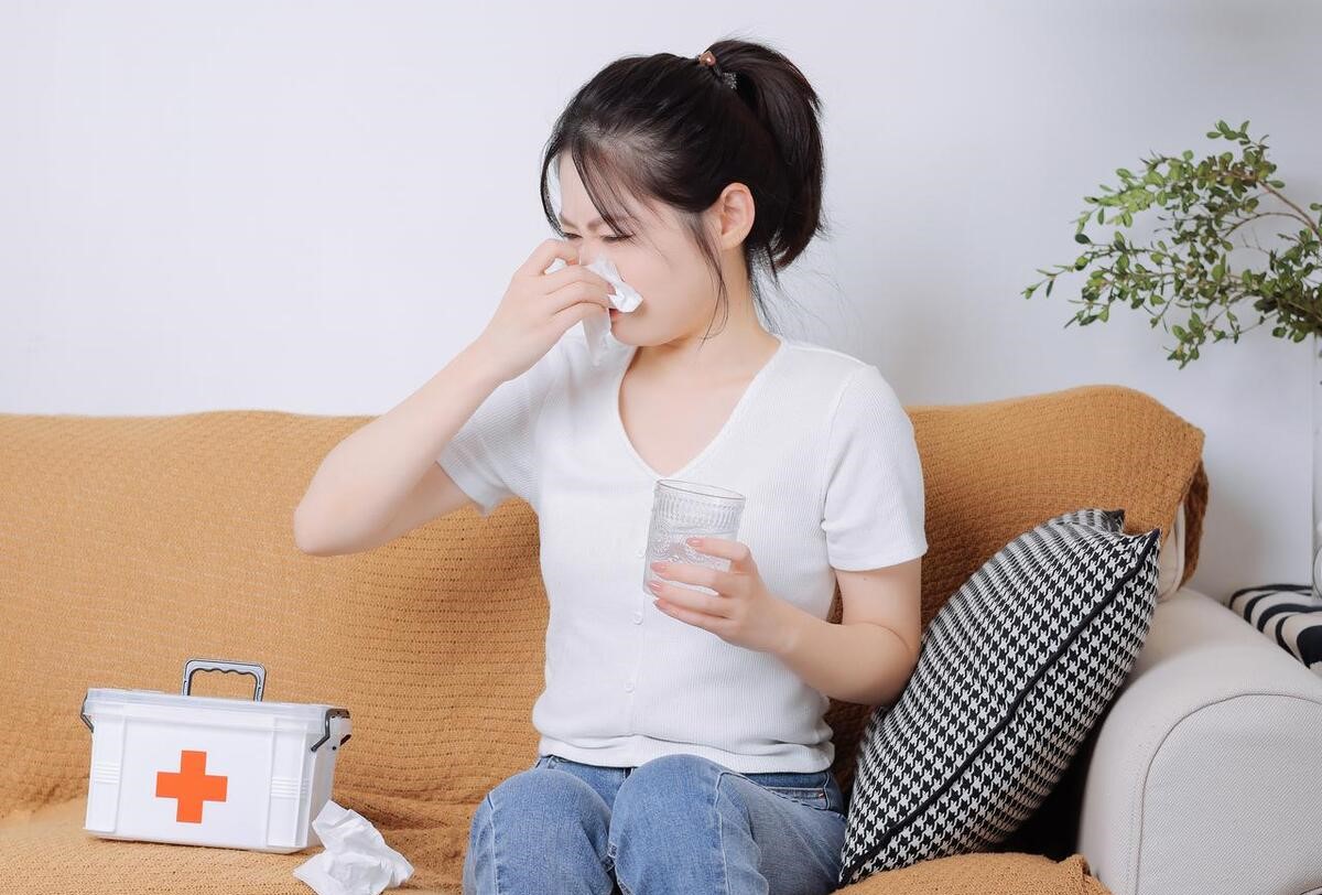 	孟鲁司特，是哪一类的药物？
	在炎症、过敏等原因的刺激下，人体会分泌出白三烯，