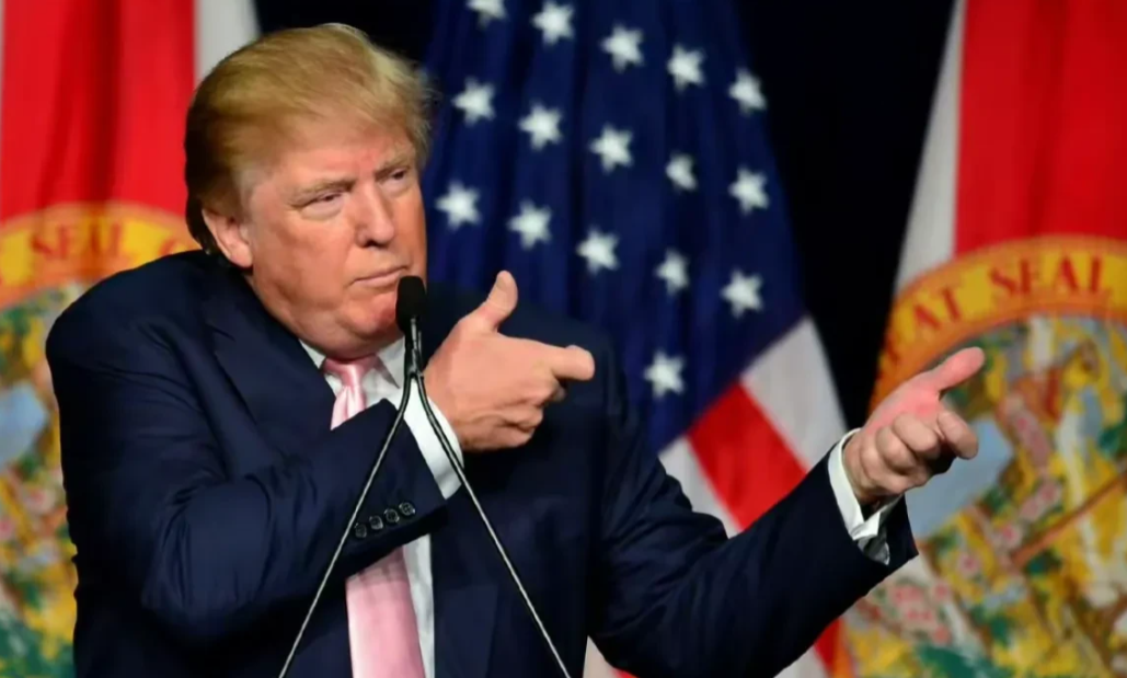 特朗普让基辅陷入绝望！泽连斯基：若失去美援，我们将独自战斗

第一：泽连斯基明确