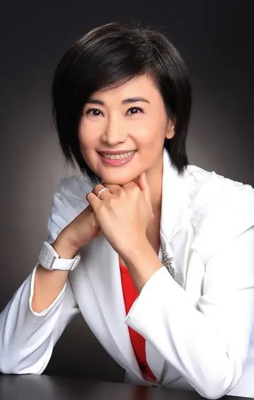吴小莉发现了父亲的一个秘密