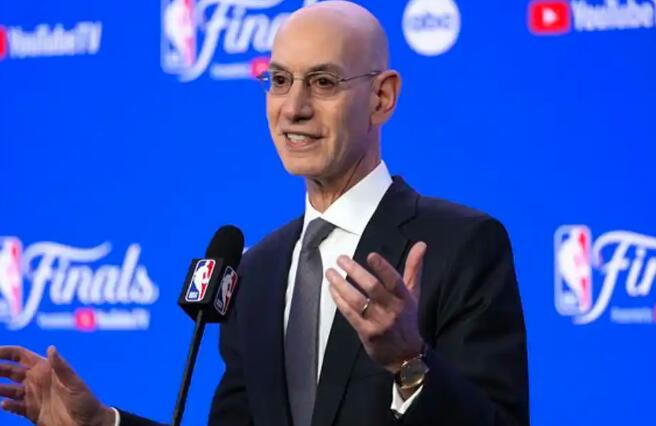 NBA总裁萧华支持比赛每节缩至10分钟。勇士主帅科尔在电台表示，虽不确定此举是否