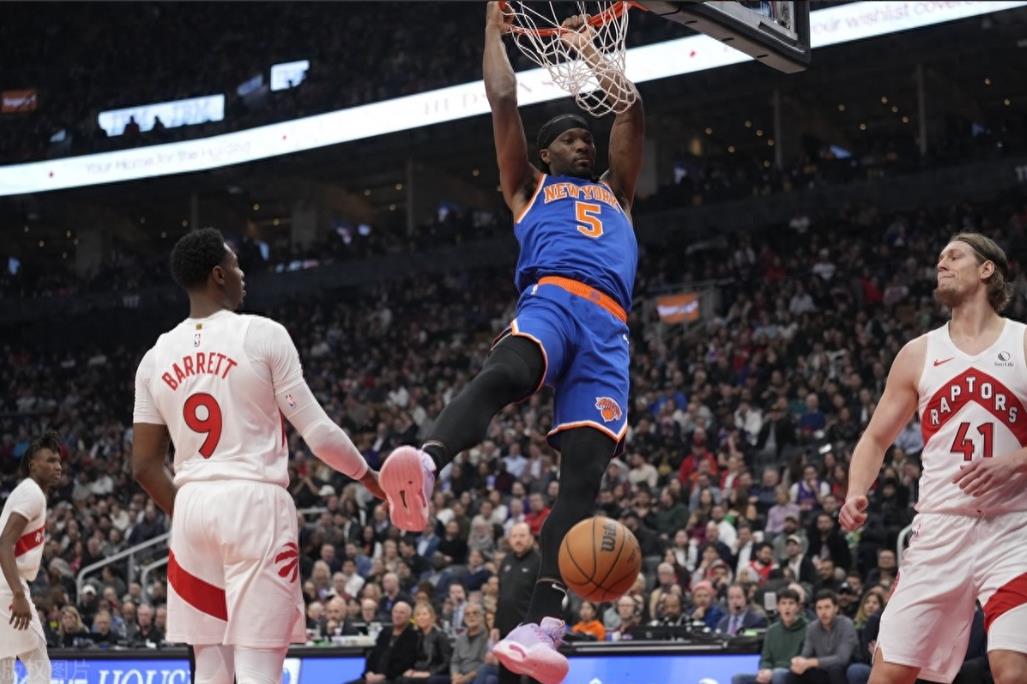 北京时间12月10日，NBA常规赛，尼克斯客场以113-108力克猛龙。全场比赛