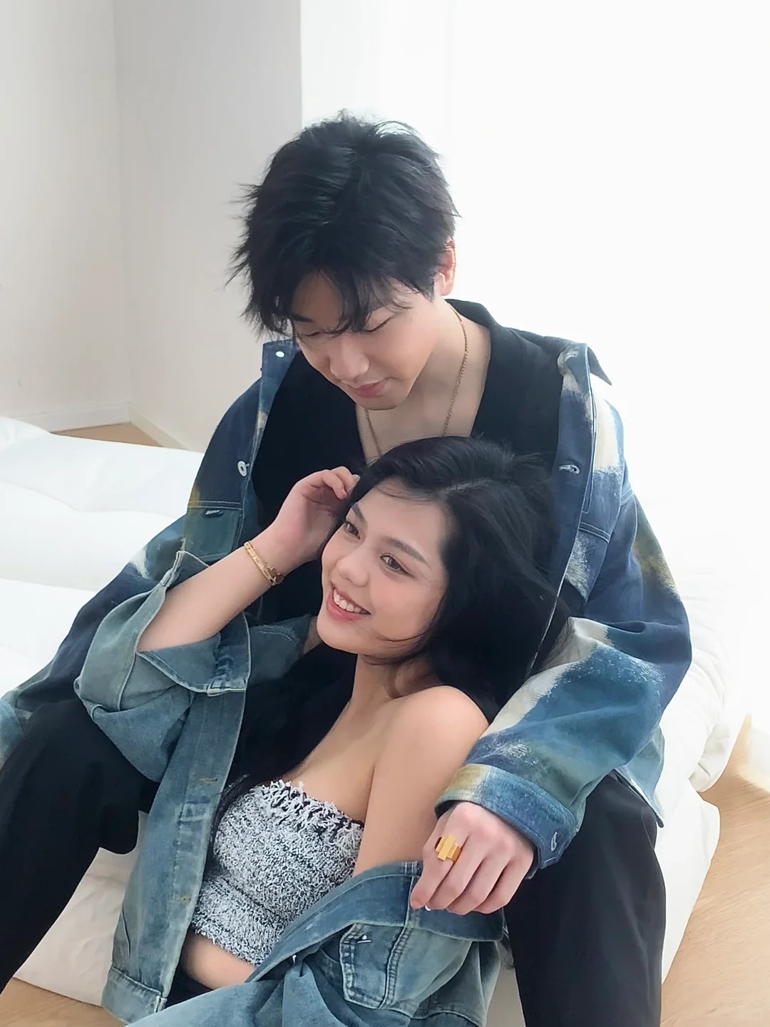 pay姐和他男朋友拍摄现场live原图直出！！！
恋爱还的看pay姐谈才甜 情侣