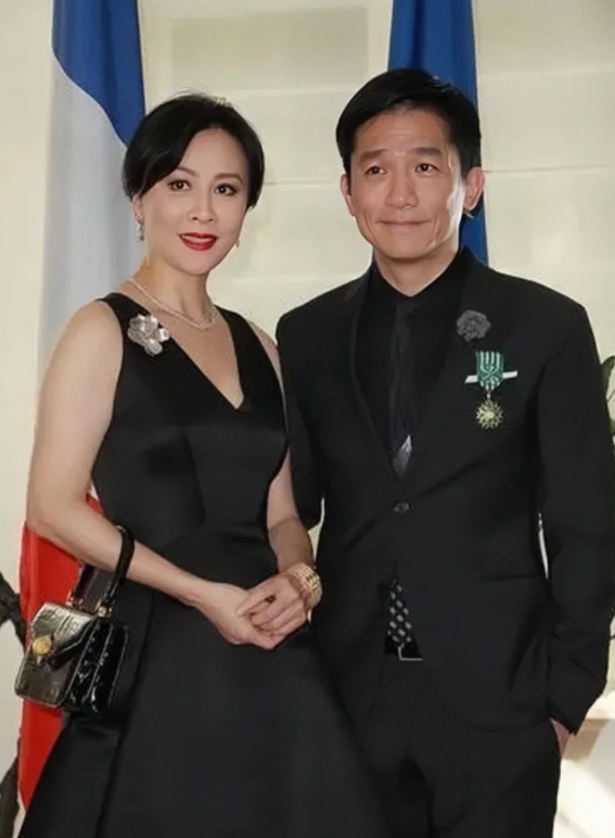 刘嘉玲：从贫穷女工到影坛巨星的华丽转身