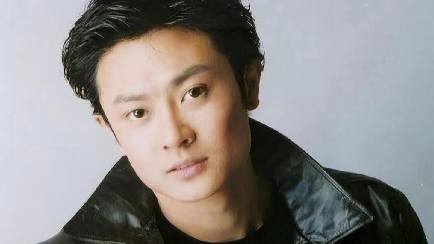 双面人生：印小天的事业与情感纠葛