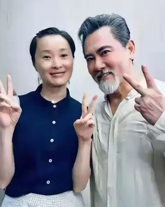 吴越身边这位，邋里邋遢，不修边幅，的老头究竟是谁呢？你认出来了吗？