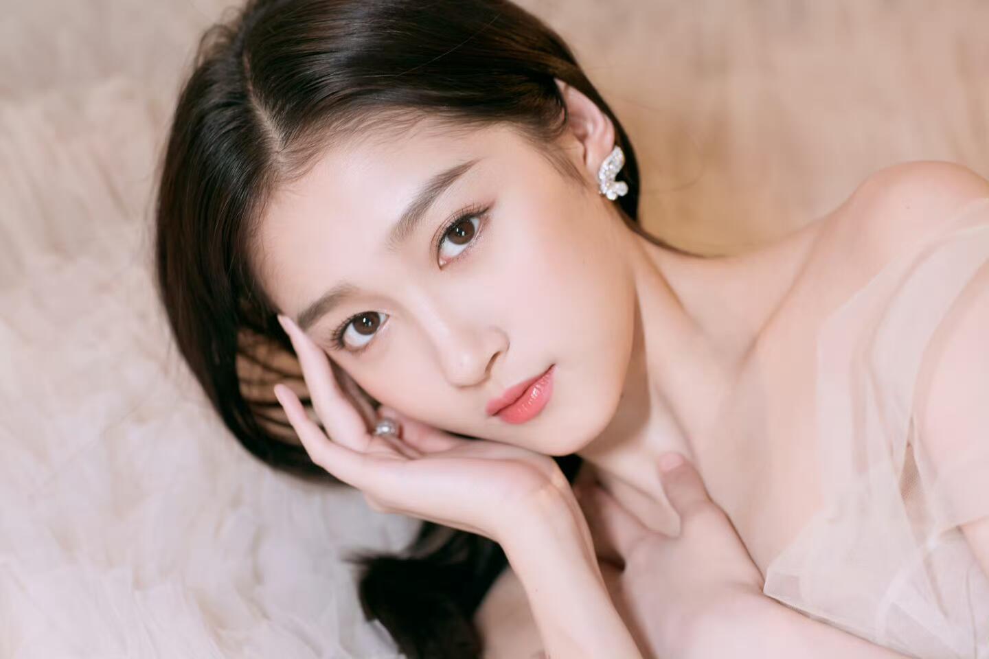 关晓彤——气质独特