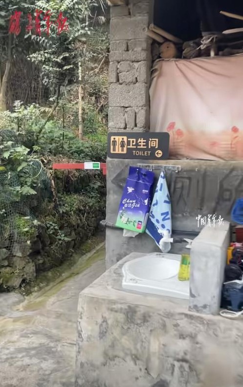 啥？公公带娃还有这等操作？！贵州一女子过完年去乡下接孩子，直接傻眼！这哪是农村老