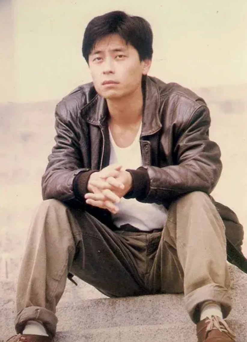 很多人以为王杰、周华健都是是台湾人，实际上他俩都是在香港长大，王杰的父亲是邵氏演