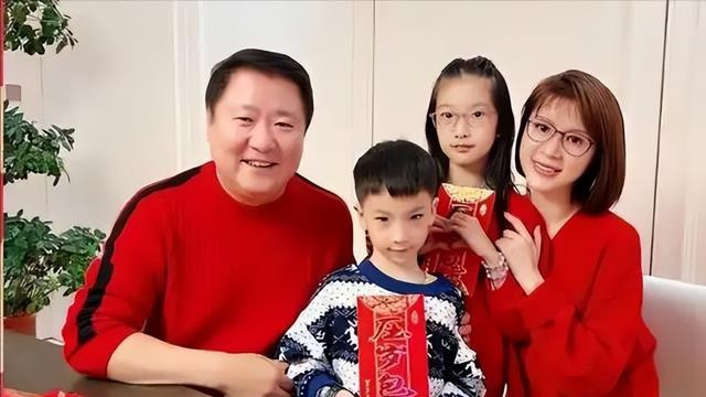 一根藤上几个瓜？于东、金巧巧越扒越有料，该害怕的不止江疏影？