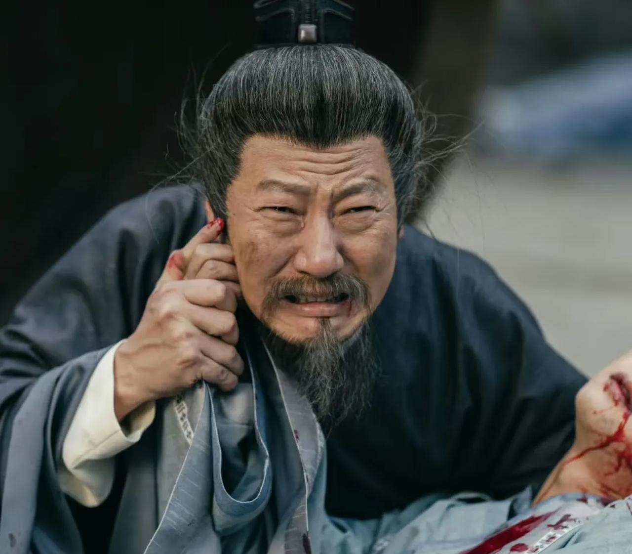 《大奉打更人》，我很少用“天花板”来形容一个老戏骨，很显然郑兴怀做到了，郑大人演