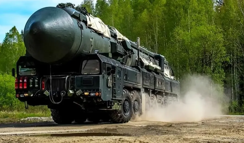 就在美国大选即将到来之际，俄罗斯总统普京下令帮美国进行“庆祝”，不过“庆祝”的方