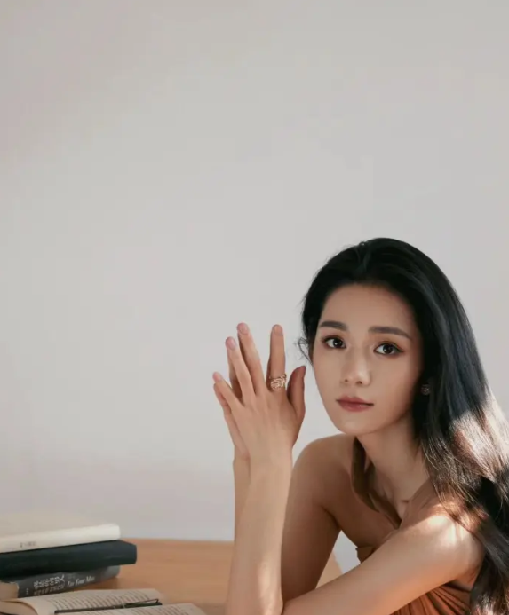 段奥娟还得看生图