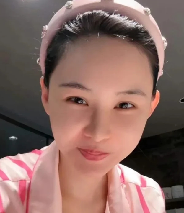 张颖颖深夜曝汪小菲大瓜！2月7日凌晨，张颖颖看到狗仔葛斯齐替汪小菲说话，称自己和