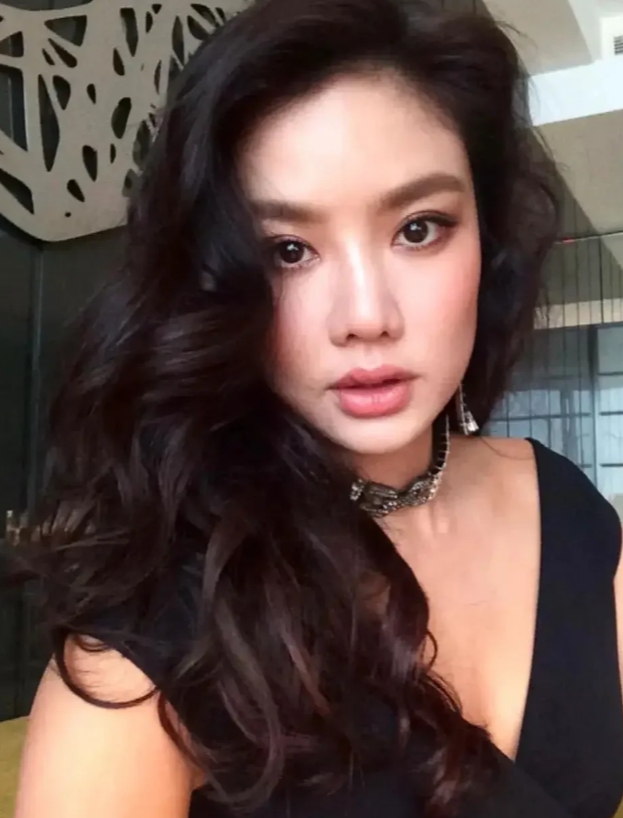 她28岁嫁黎明未生子