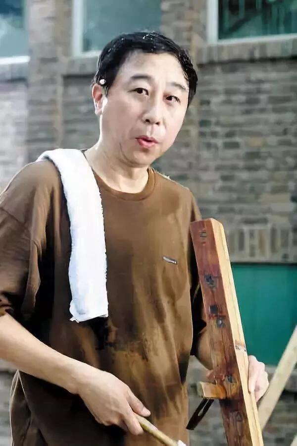 冯巩的成长经历