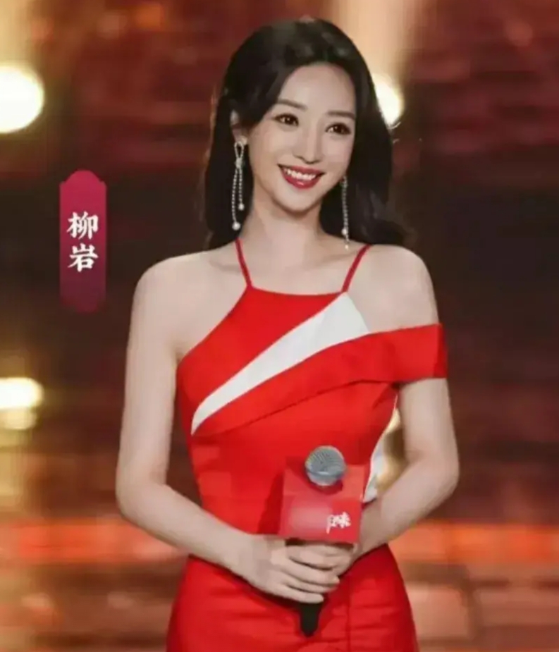 为什么说柳岩选人的眼光真的很不行？她自己明明长得非常漂亮，事业也非常成功，但她的