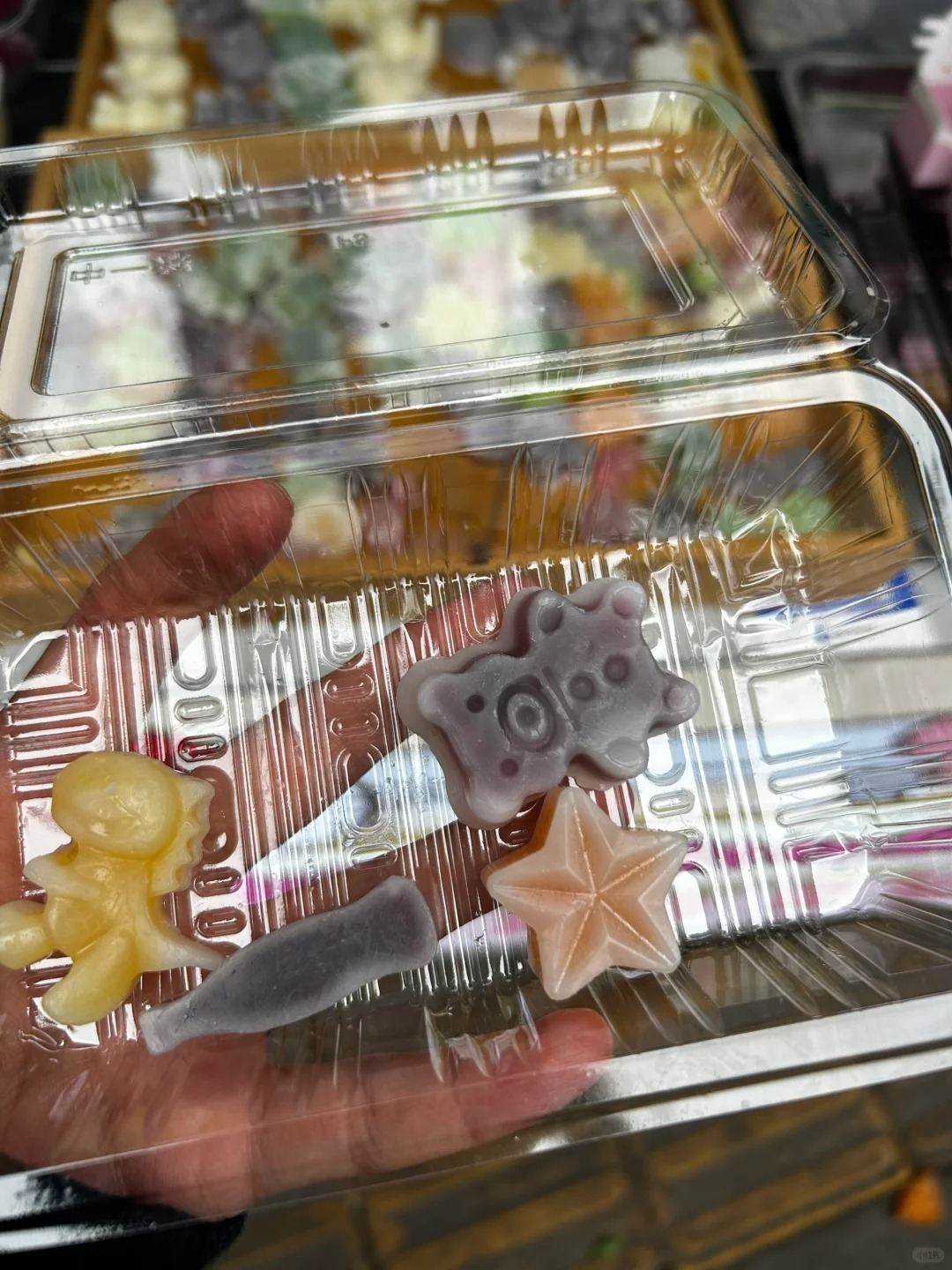 乐山劝退，真心劝退！
被身边的朋友各种安利乐山的美食，有好好吃，好好吃……
五一