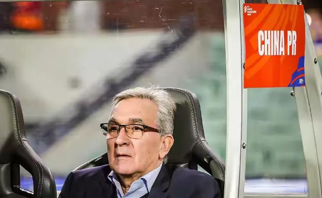 伊万:对阵印尼的比赛才是真的开始！这话怎么听起来自欺欺人呢？

1、印尼1:1沙