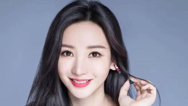 柳岩被发现知三当三逼男友离婚！