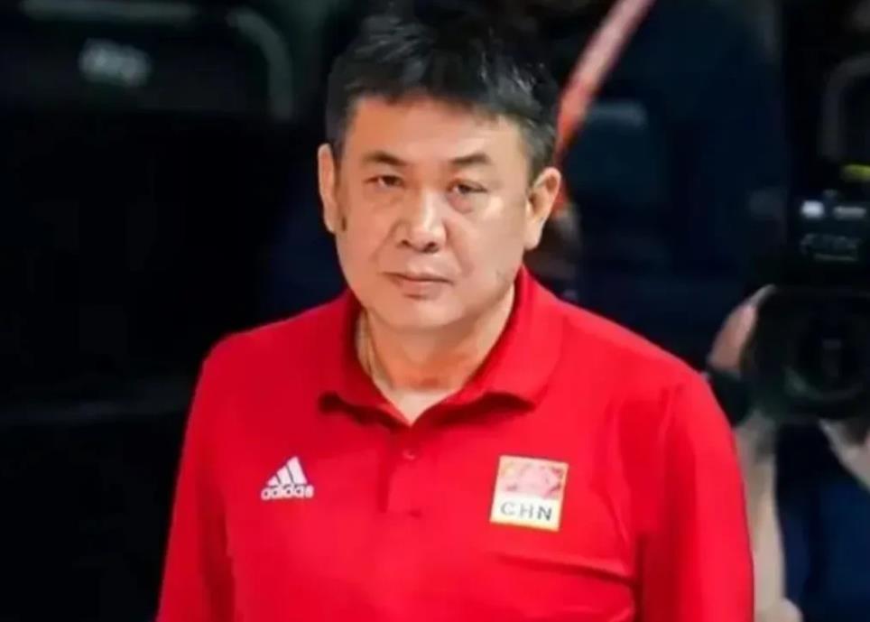 假如蔡斌还继续担任中国女排主教练，以下5个人必入选国家队
 
1， 李盈莹：进攻