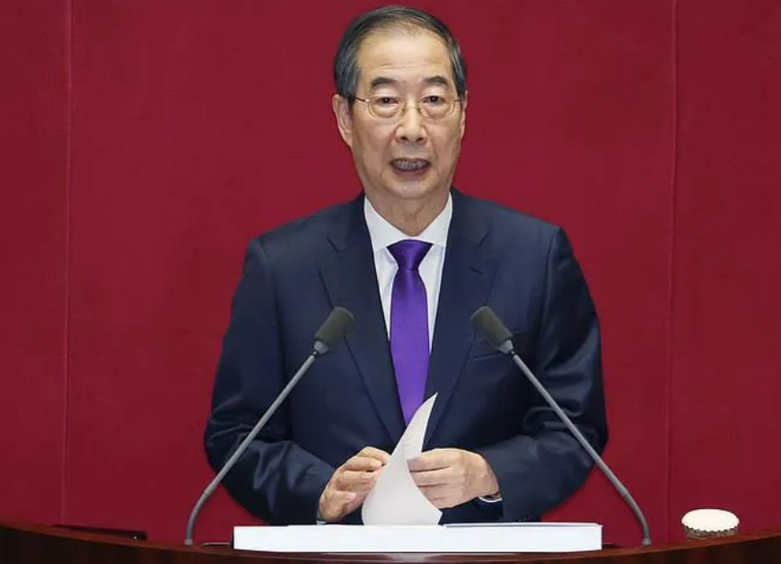 韩德洙出任代理总统的消息，让韩国社会稍稍松了一口气