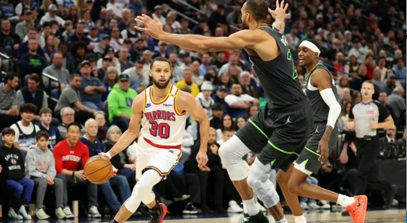 勇士客场116-115险胜森林狼，最开心的人非以下五位莫属！

1.库里：狂砍3