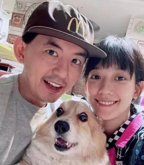 反复作妖❗黄子佼女儿长大怎么办？？
就还挺震惊的，没想到黄子佼的事件还有后续，并