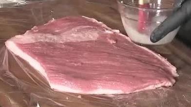 揭秘胶水牛排！合成牛肉知多少