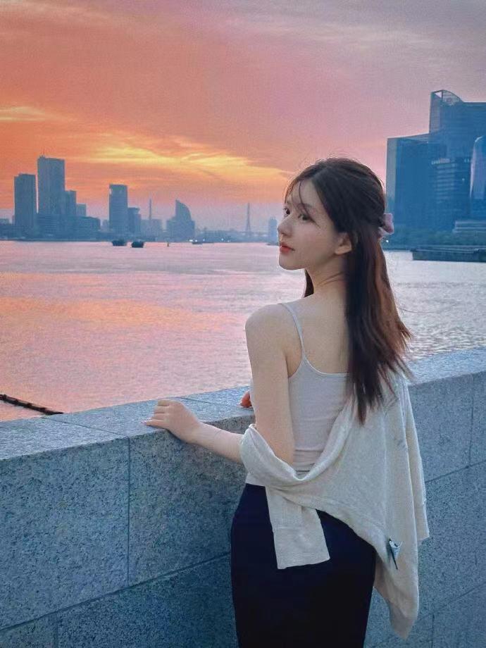 赵露思怎么能这么甜