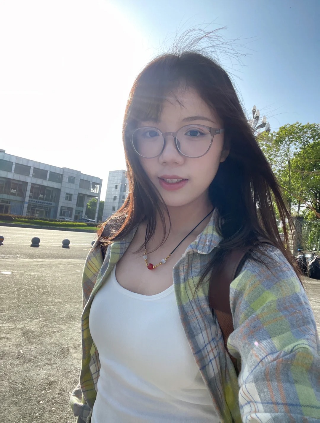 在绵阳！！风和日丽的一天
为期两周的见习活动今天就结束了，在南山双语遇到了很多很