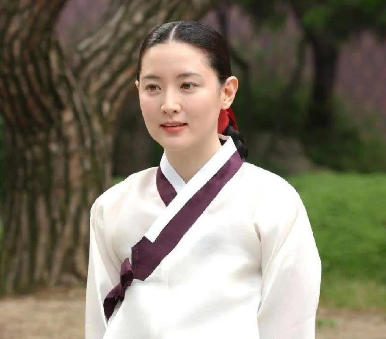李英爱，韩国女演员