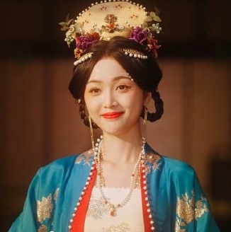 最近，李昀锐竟成了我的快乐源泉！电视剧《五福临门》官宣，讲述倪虹洁饰演的母亲与五