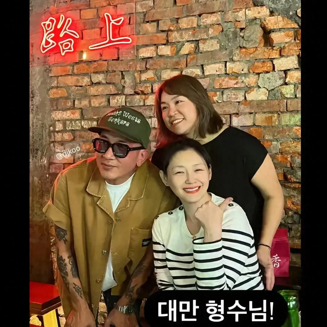 自从和汪小菲和马筱梅感情稳定后，徐熙媛就开始没完没了的秀恩爱了。

人家汪小菲秀