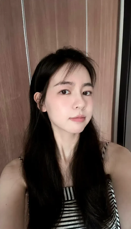 大杨嫂这件事里你能充分看到人性的丑恶，有些人就恨不得搞臭他们眼里的成功人士，他们