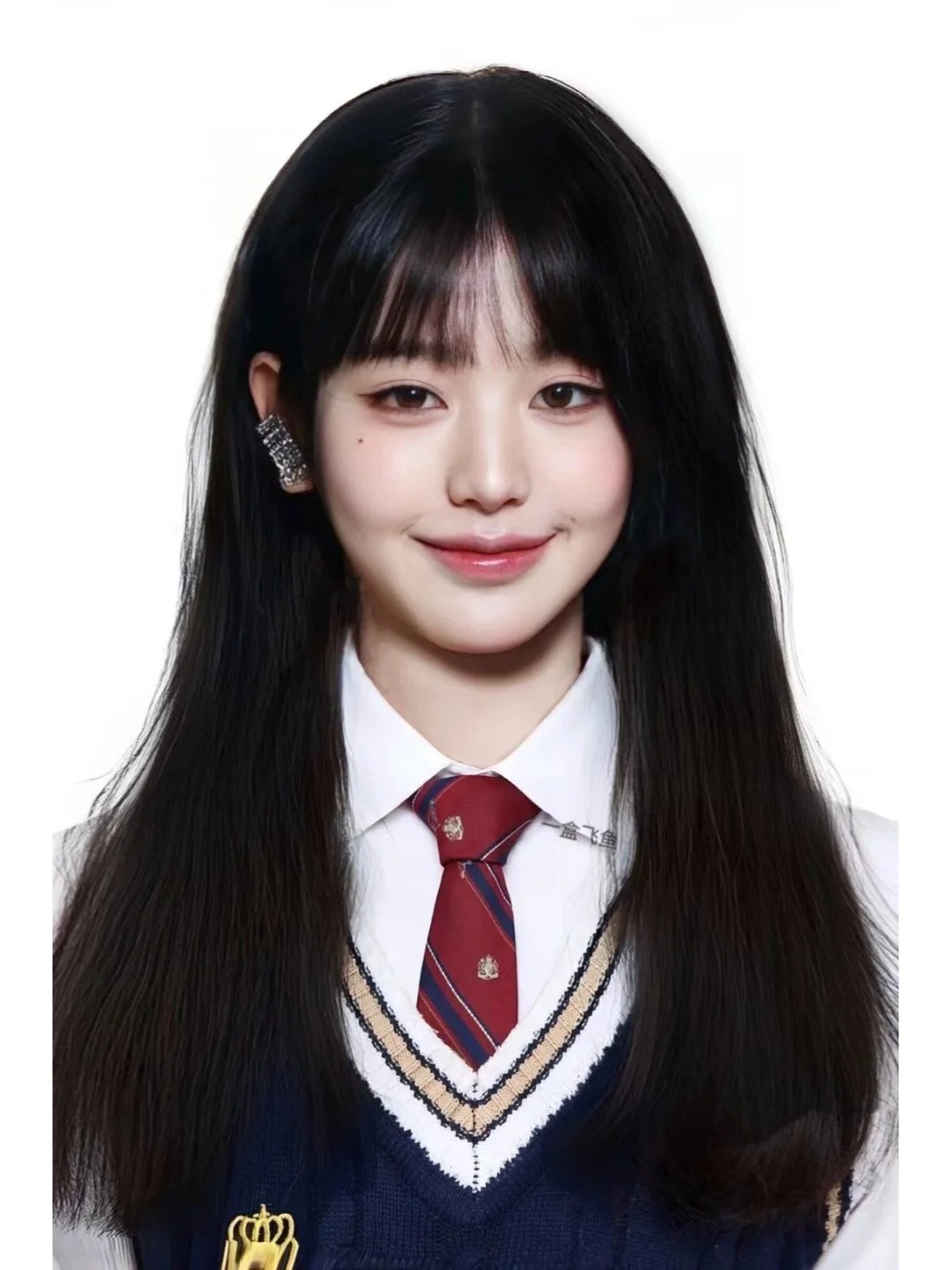 突然觉得张元英有点可怕
越来越觉得张元英是一种心态，18岁却有着30岁的心态和境