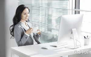 丈夫出轨，我转身空降成他上司