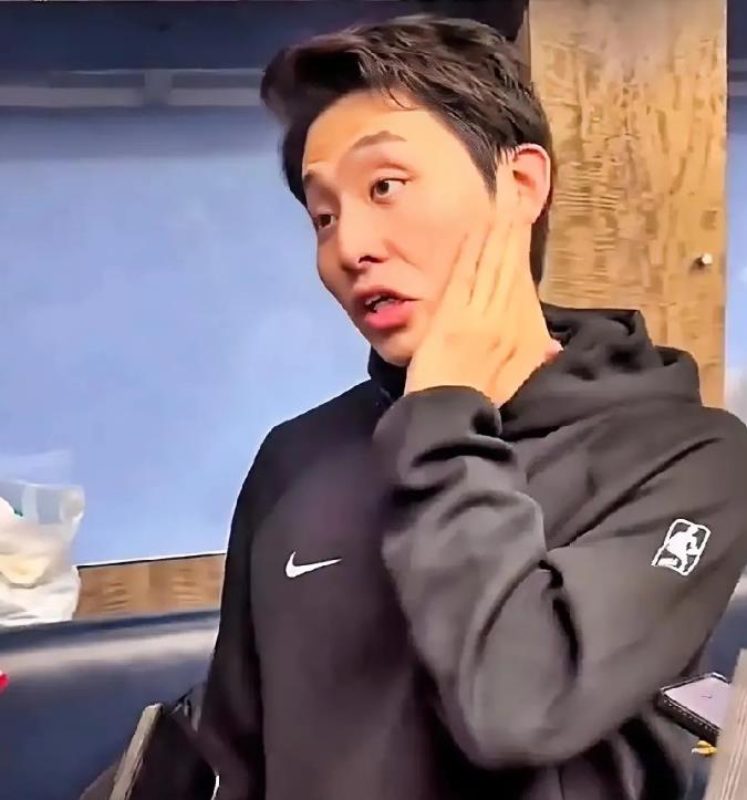 当你看到河村勇辉今天在防守端被一次次打爆时，你还会认为他能在NBA立足吗？

垃