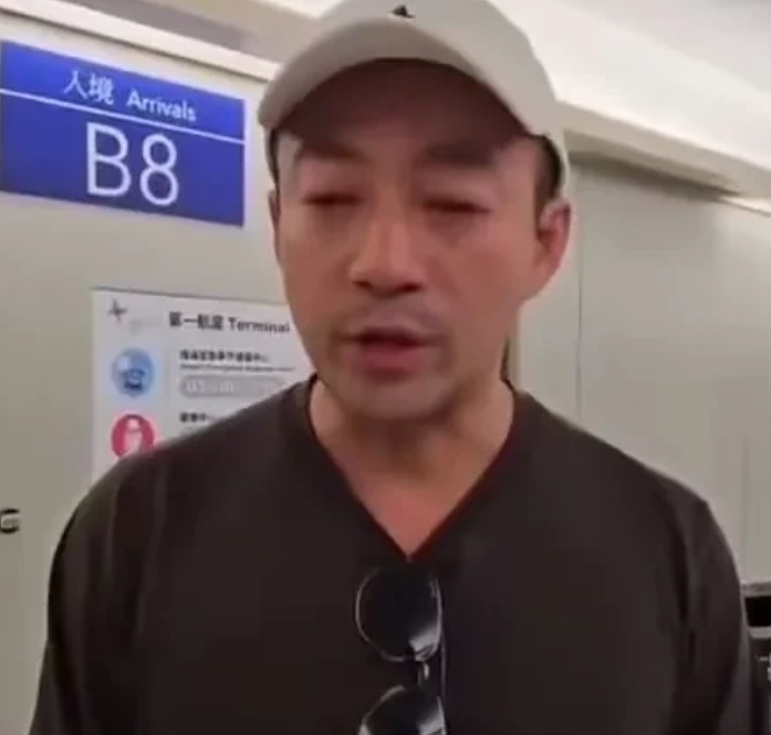 刚刚，校长直播时说:“台媒有很多假新闻，这样的新闻为什么要转发过来？既然我们跟那