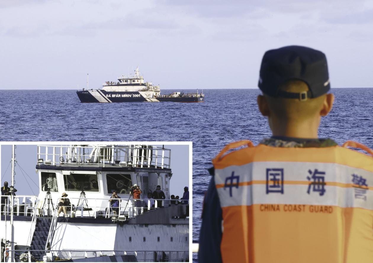 黄岩岛前线的海警：想动手又不允许，只能去猛击沙袋发泄

9月9日，《环球时报》采