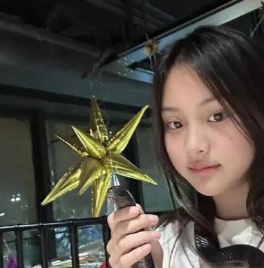 贾乃亮女儿甜馨的胆子可真大啊！