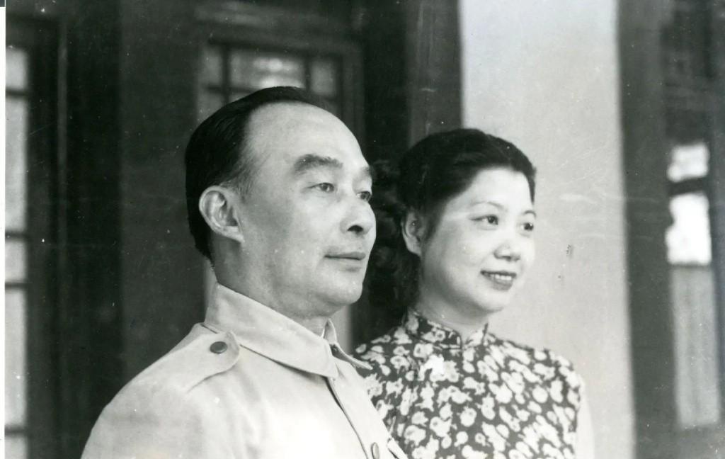 1951年9月，一个叫秦东昌的人，来到大陈岛担任蒋军总指挥。解放军翻遍国军将领名