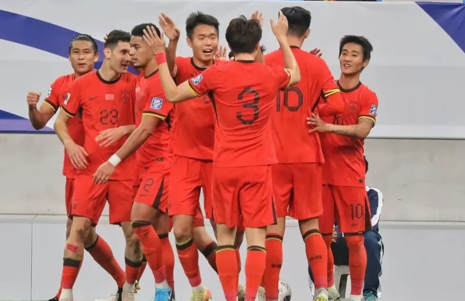 2：1！！国足vs印尼，我有5个没有想到。

1，没想到，国足在领先2个球的情况