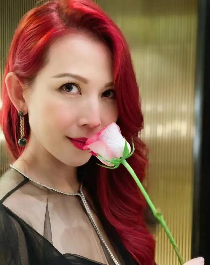 蔡少芬：一手烂牌打成王炸