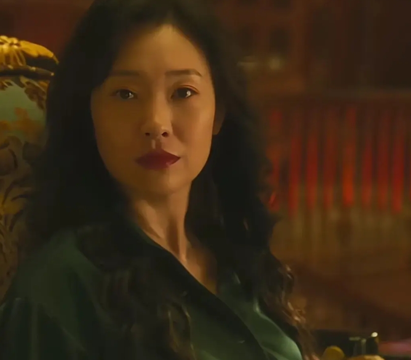 近日随着电视剧《漂白》的热播里面饰演宋红玉的演员王佳佳再次让人眼前一亮，可能大家