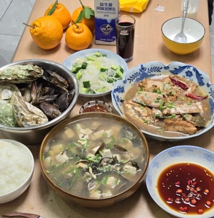 本来不打算拿出来说，但是再不说我感觉我就会疯掉！
自从我弟娶了媳妇，我妈现在满眼