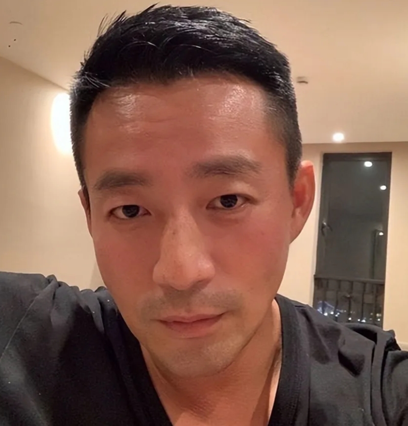 好戏应该又马上开始了
上次汪小菲夫妇低调回大陆以后
今天有台湾媒体发现
这两个人