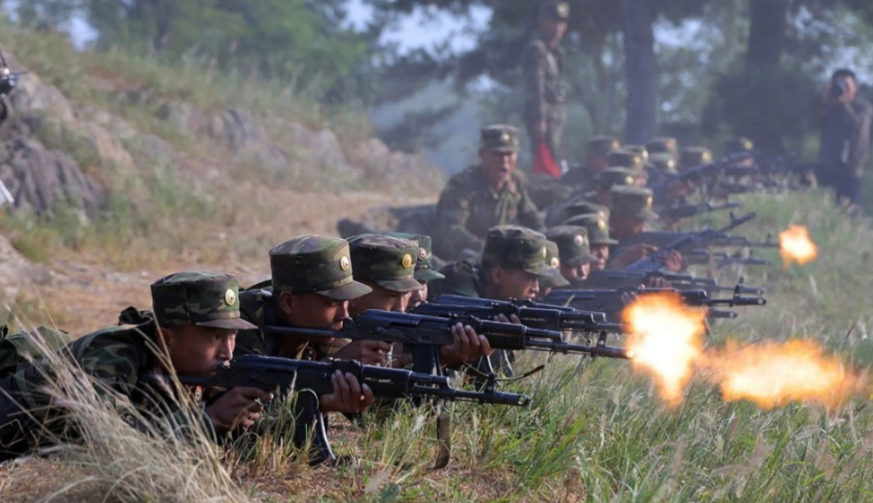 朝军在俄乌战场杀疯了，两个半小时灭敌300人，没留一个活口儿！