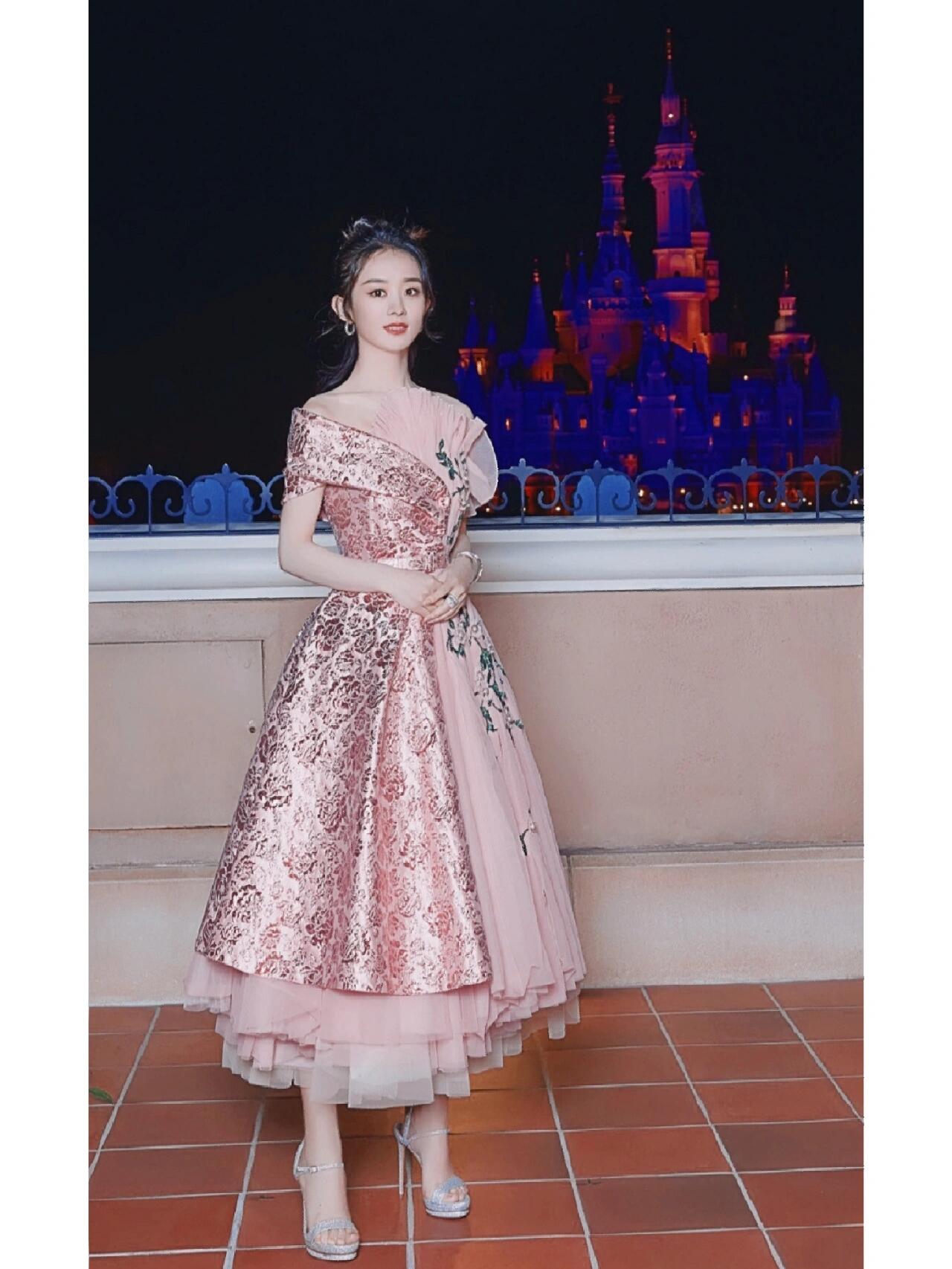 人间冷漠丽颖值得