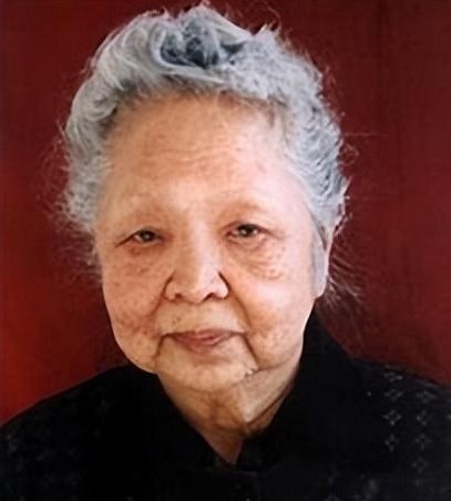 女科学家回国 海关没收钱放走资料

                      