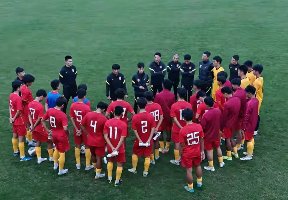 浮嶋敏坚持以小打大真是令人敬佩！U15国少1比0击败日本东京U18！